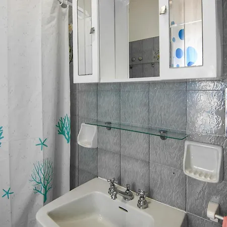 Holiday home In Pozzi With Kitchen