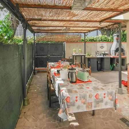 In Versilia Tatil Evi Vallecchia