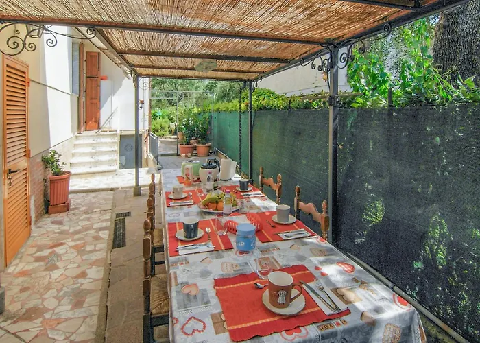 Vakantiehuis In Versilia Vallecchia